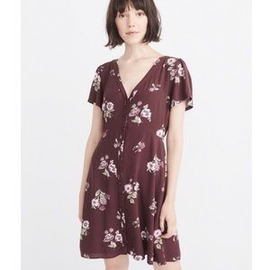 NWT Abercrombie & Fitch button down floral dress